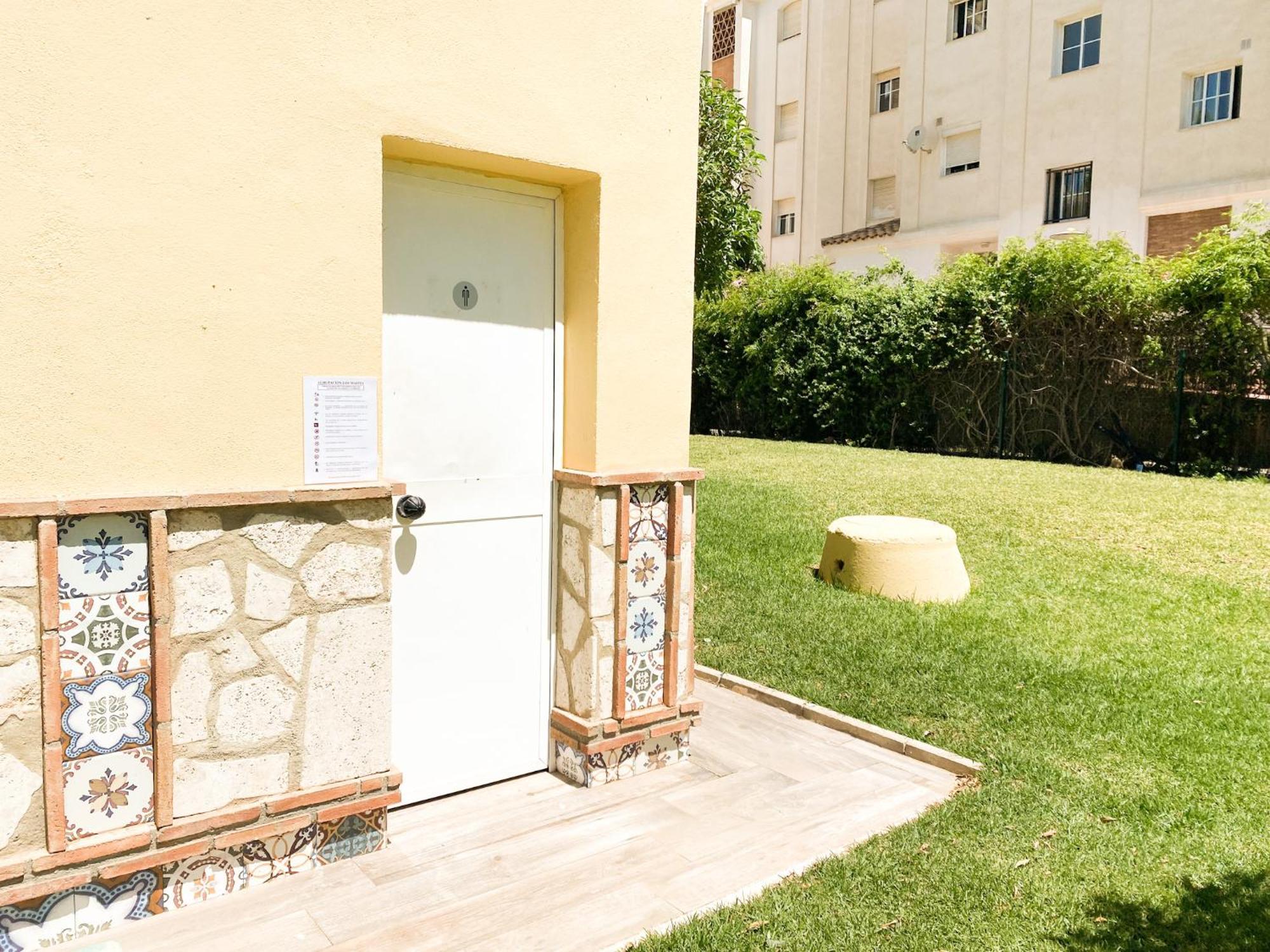 Indigo Tiny Apartment Benalmadena Bagian luar foto